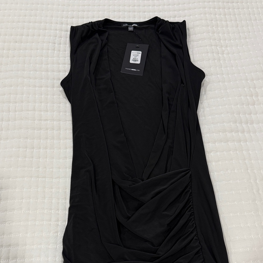 Very Low Neck Sleeveless Dress